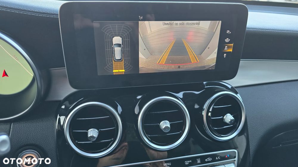 Mercedes-Benz GLC 300 de 4Matic 9G-TRONIC AMG Line Plus - 40