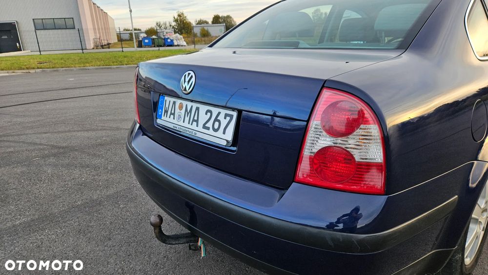 Volkswagen Passat 1.8T Basis - 31