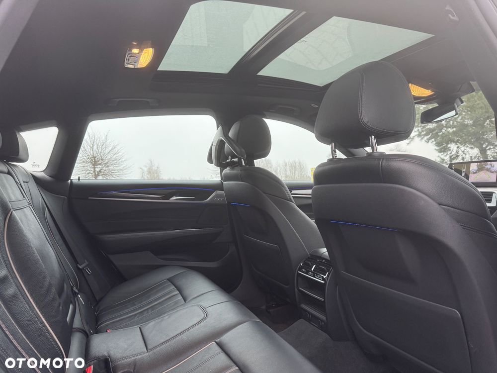 BMW 6GT 630d Sport Line - 13