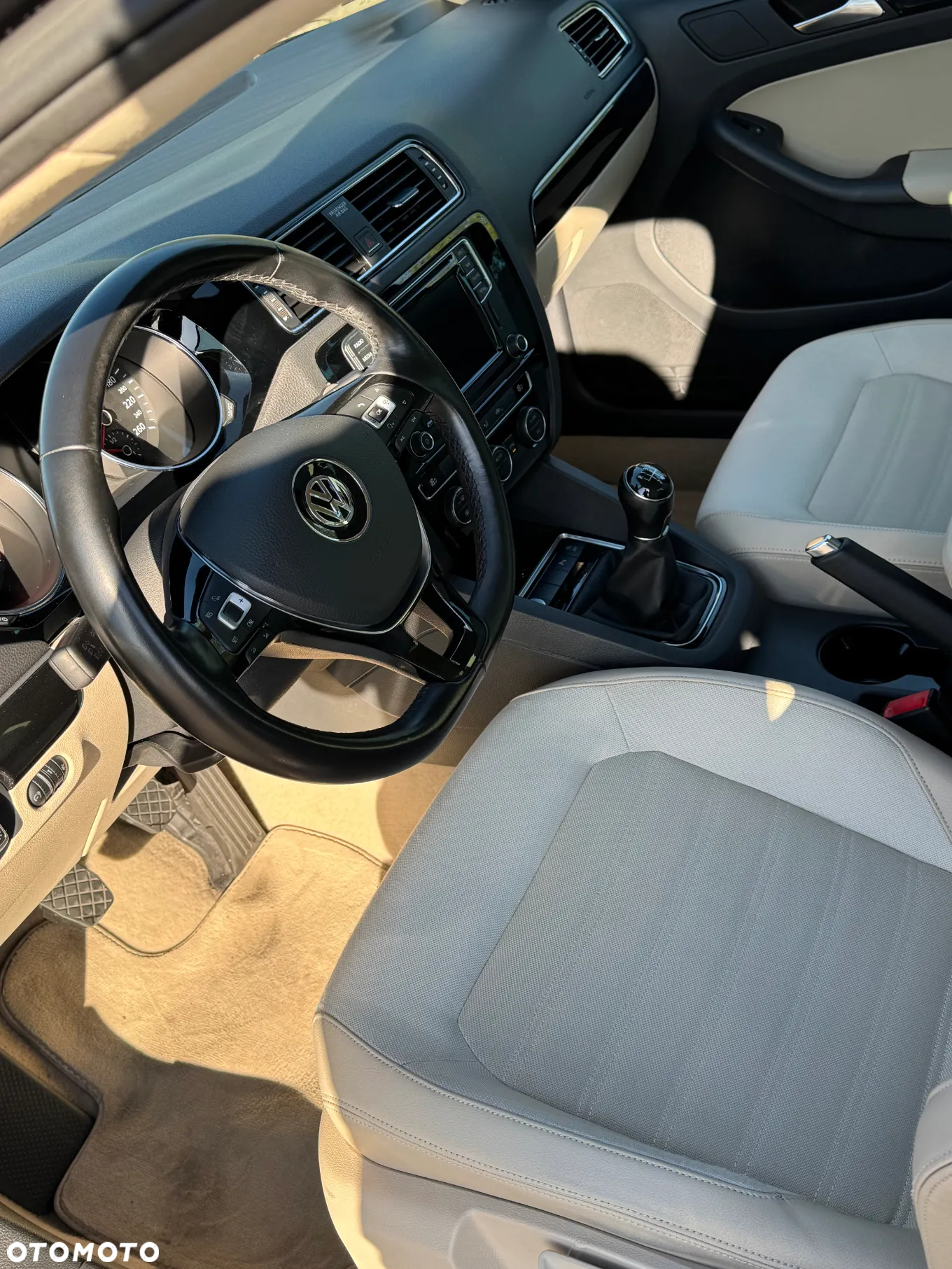 Volkswagen Jetta 1.4 TSI BMT Highline - 11