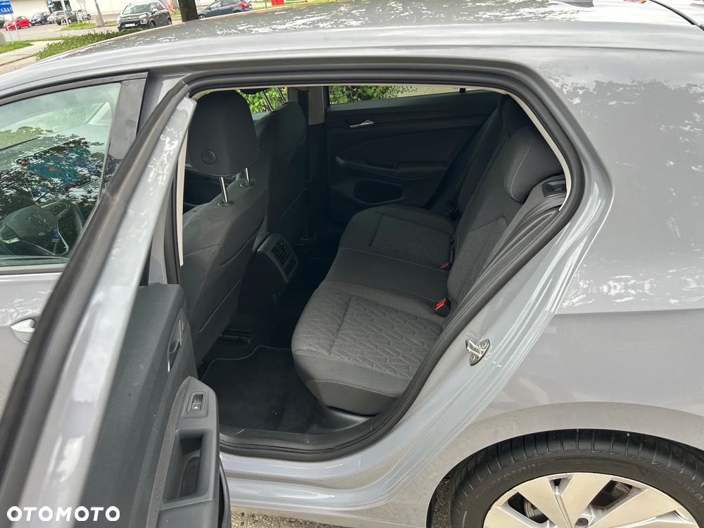 Volkswagen Golf 1.5 TSI Life Plus - 16