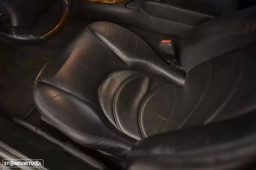 Jaguar XK XKR 4.0 Convertible - 12