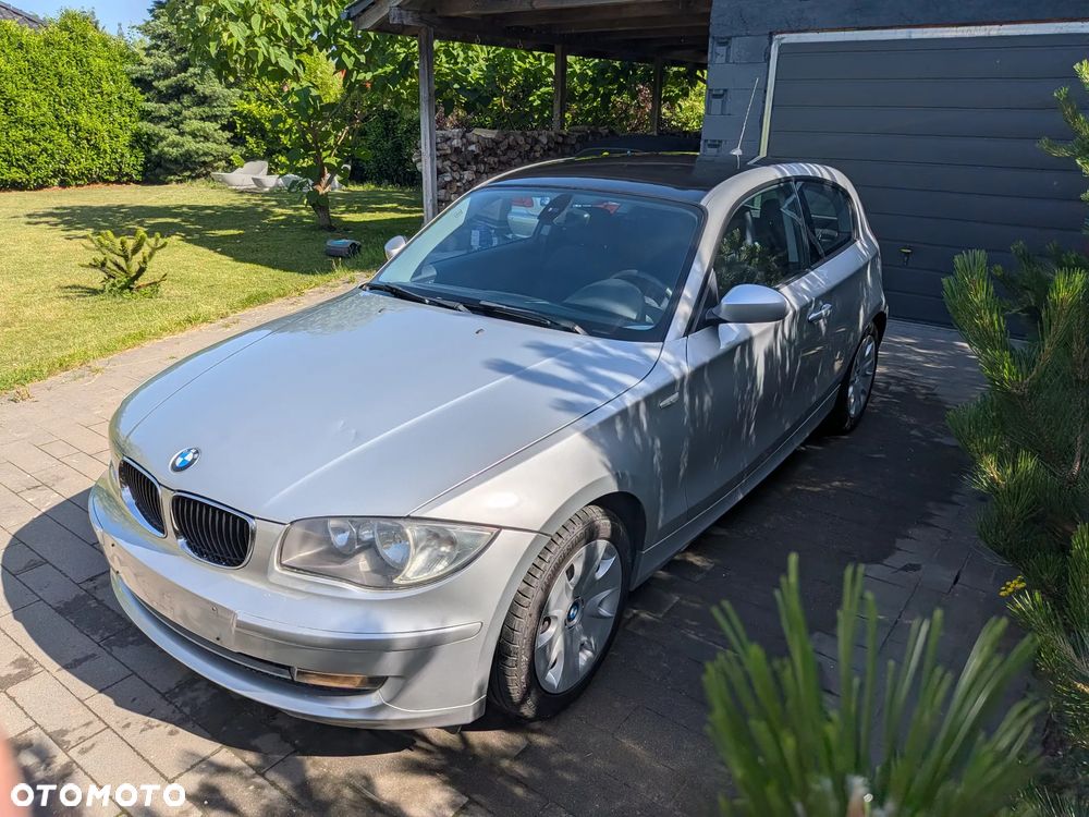 BMW Seria 1 118i - 1