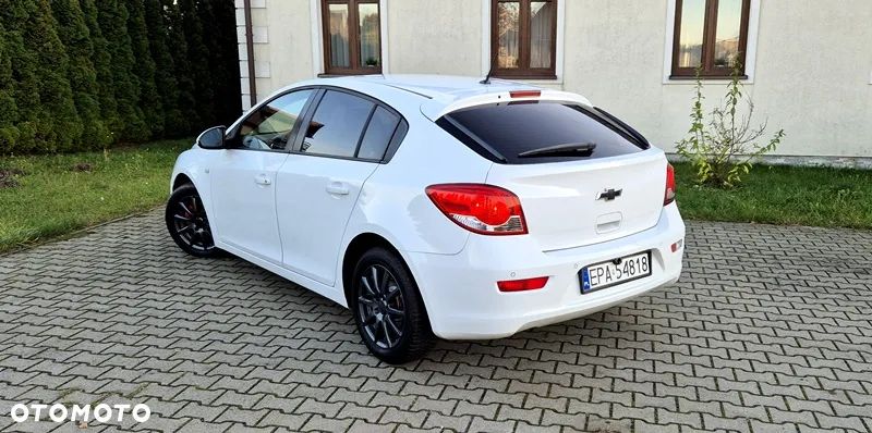 Chevrolet Cruze 1.6 LT+ - 4