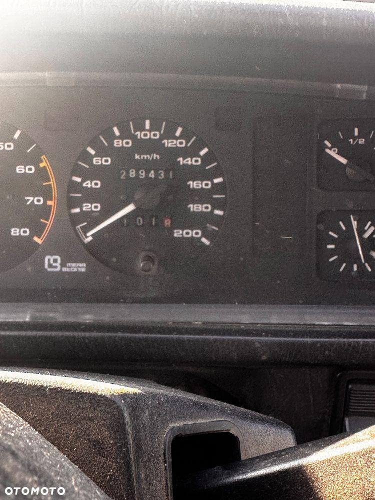 Polonez Caro - 6