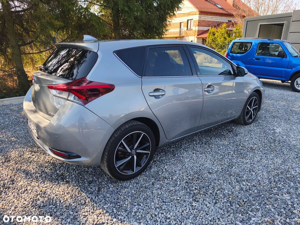 Toyota Auris - 8