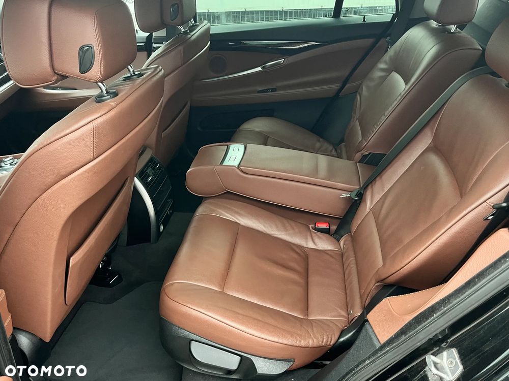 BMW 5GT - 22
