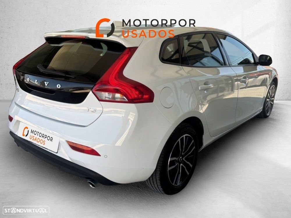 Volvo V40 - 4