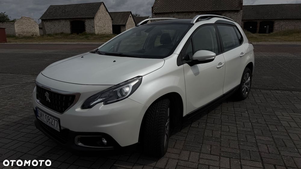 Peugeot 2008 1.2 Pure Tech GPF Allure S&S - 2