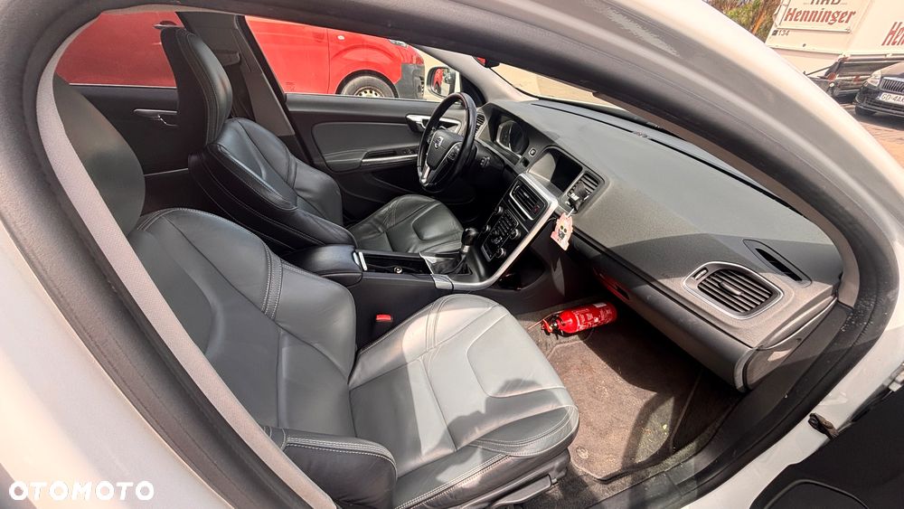 Volvo V60 - 5