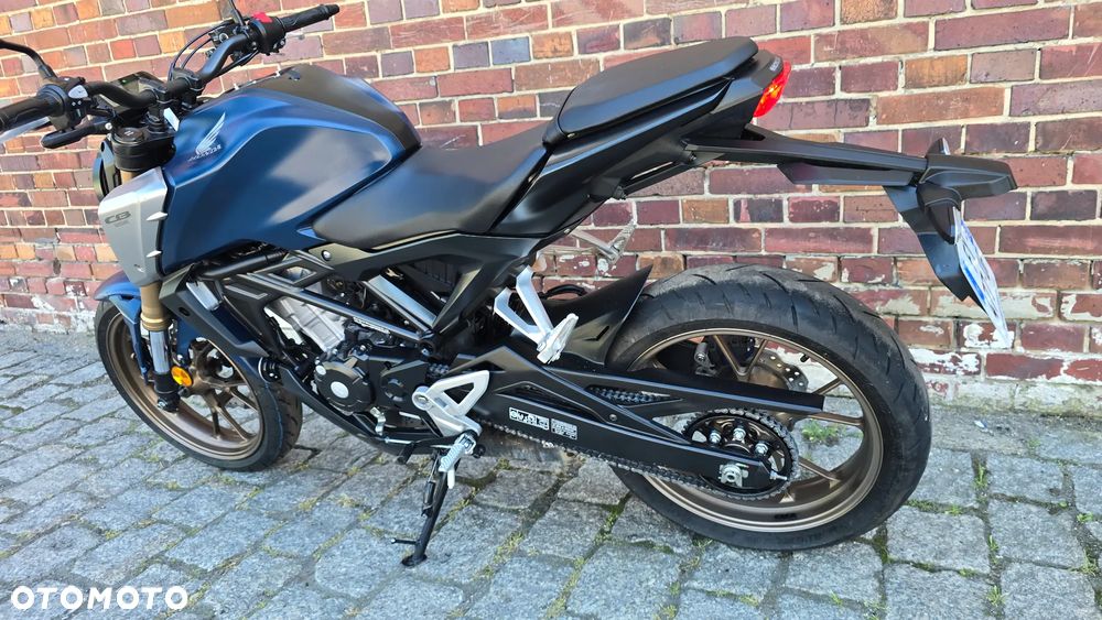Honda CB - 10