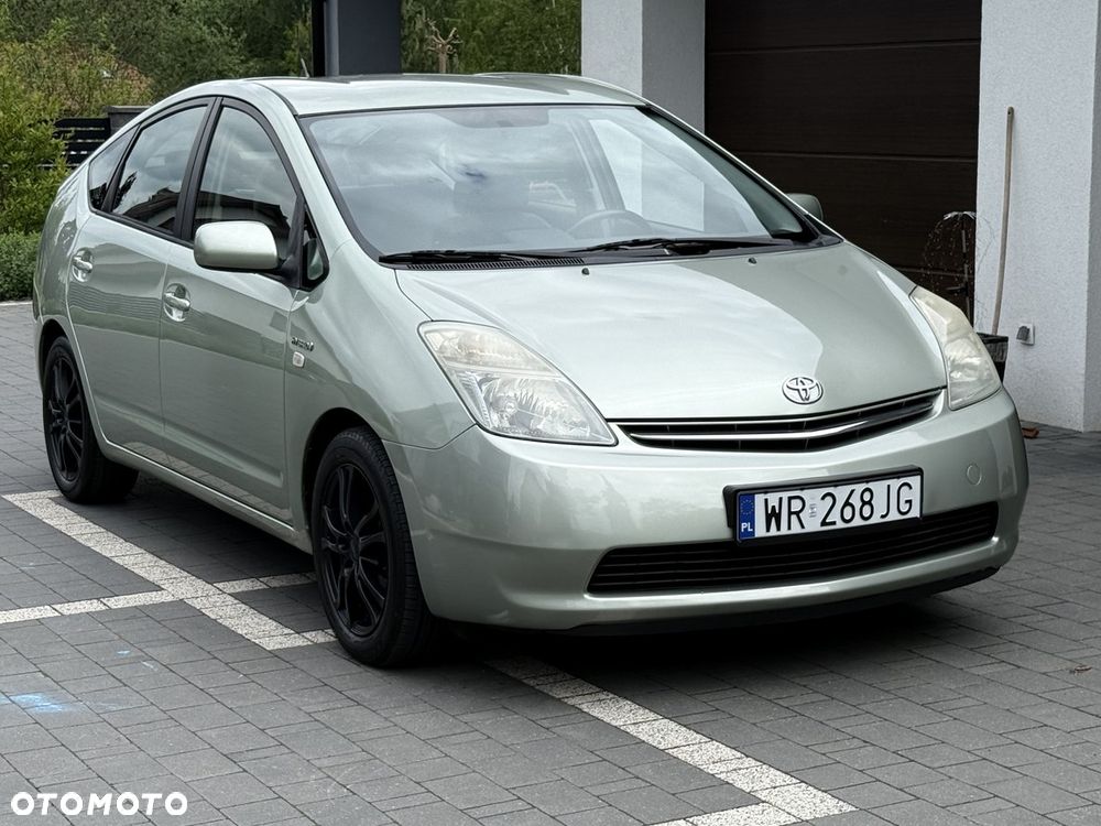 Toyota Prius 1.5 VVT-i Sol - 11