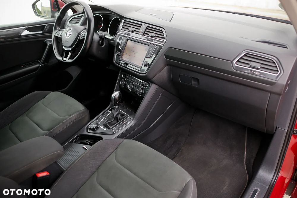 Volkswagen Tiguan - 25