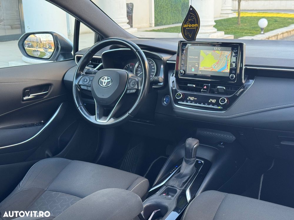 Toyota Corolla 1.8 Business Edition - 25