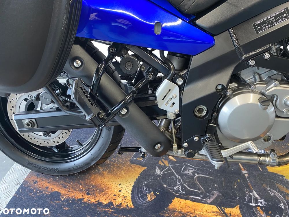 Suzuki V-STROM - 28