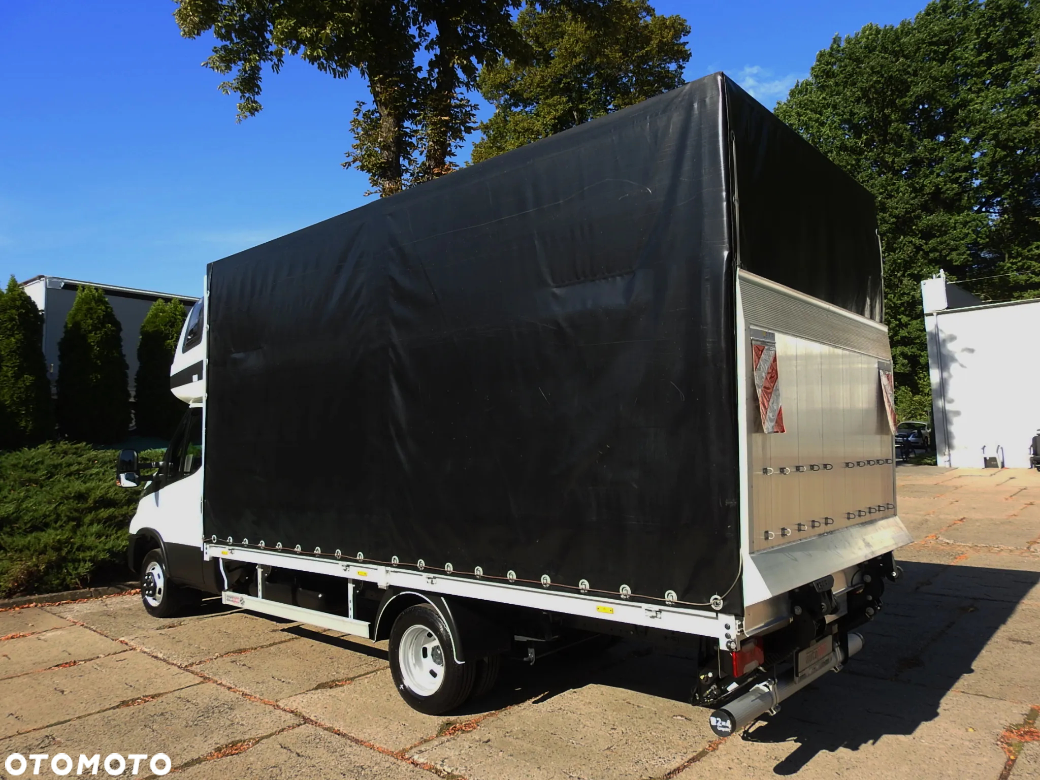 Iveco DAILY 50C18 PLANDEKA WINDA 10 PALET WEBASTO TEMPOMAT NAWIGACJA KLIMATYZACJA LEDY BLIŹNIACZE KOŁA 180KM [ 436150 ] - 11