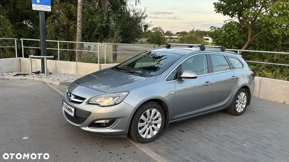 Opel Astra 1.6 CDTI Cosmo - 2