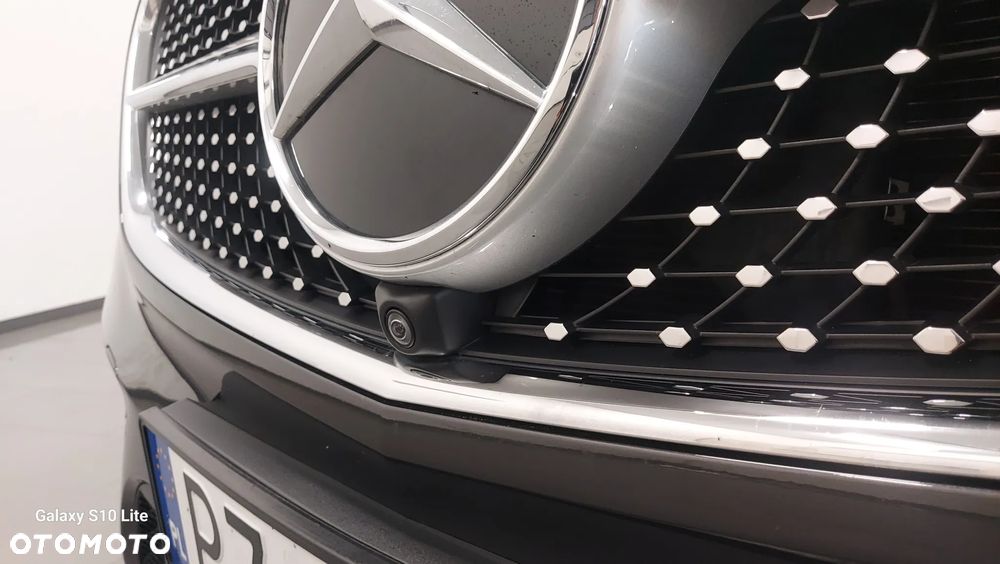 Mercedes-Benz Klasa V 300 d 4-Matic Exclusive 9G-Tronic (d³ugi) - 11