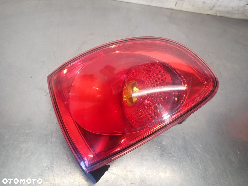 LAMPA LEWA TYLNA SEAT ALTEA 1.9 TDI - 1