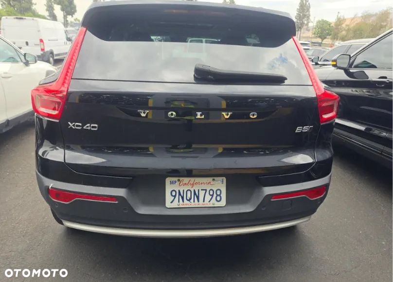 Volvo XC 40 - 7