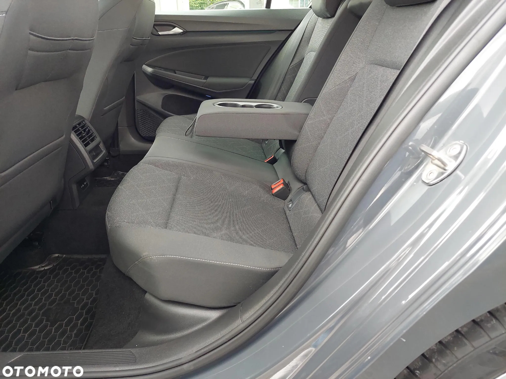 Volkswagen Golf VIII 1.5 TSI EVO Life - 16