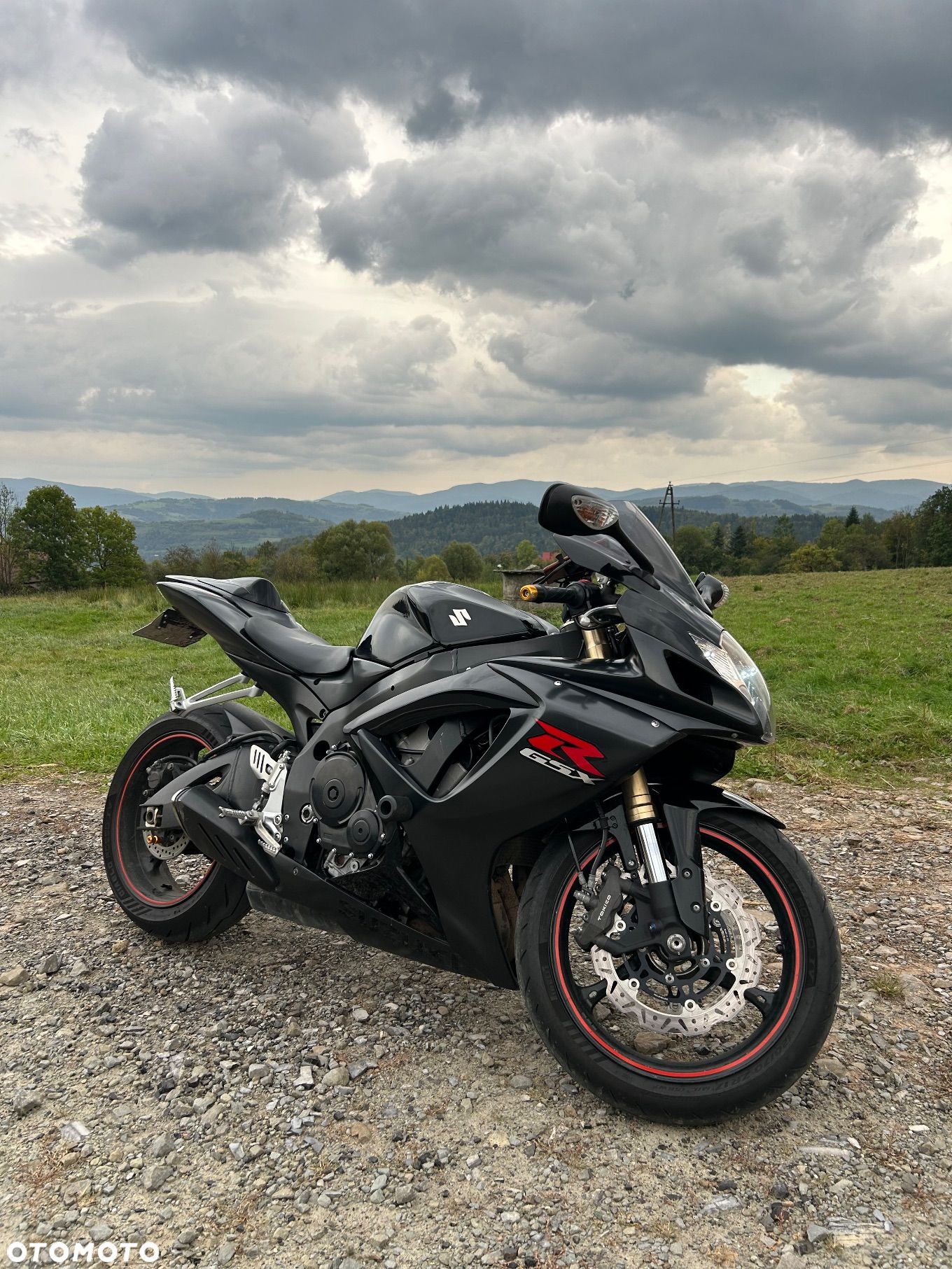 Suzuki GSX-R - 1