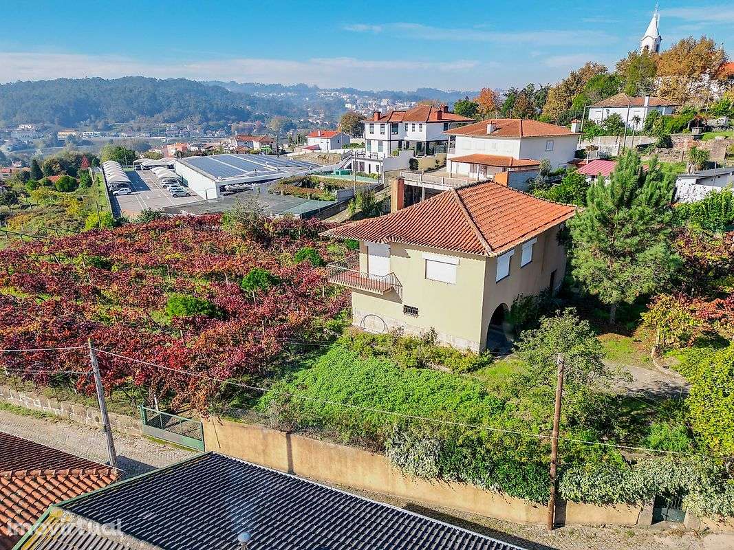 Moradia T4 para venda - Grande imagem: 2/17