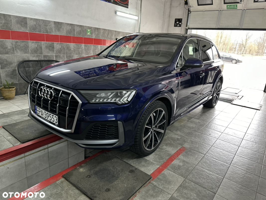 Audi Q7 55 TFSI e Quattro S Line Tiptr - 9
