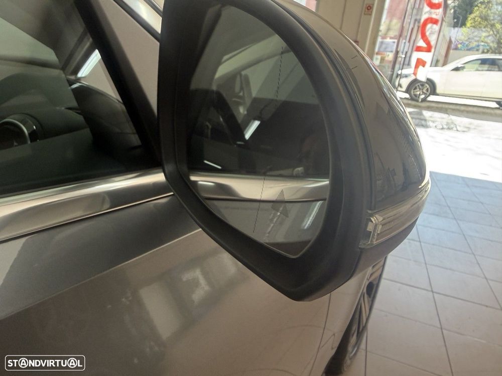 Mercedes-Benz C 220 d Avantgarde - 23