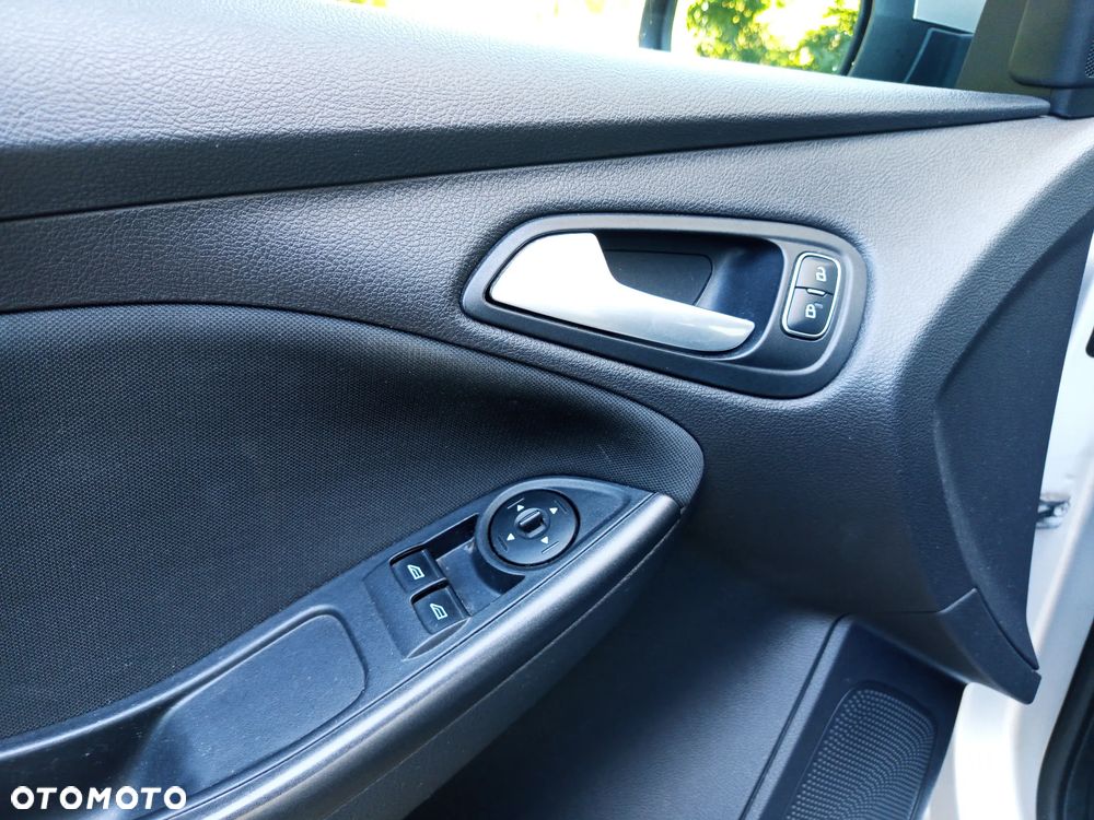 Ford Focus 1.6 TDCi Trend - 6