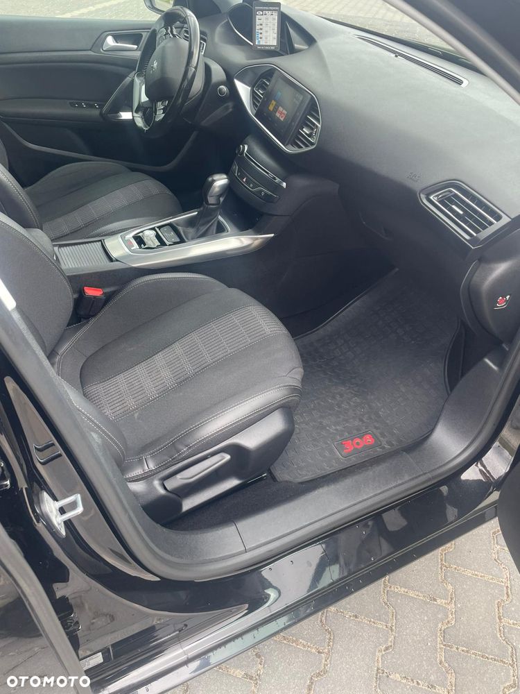 Peugeot 308 BlueHDi 150 Automatik Stop & Start Allure - 15