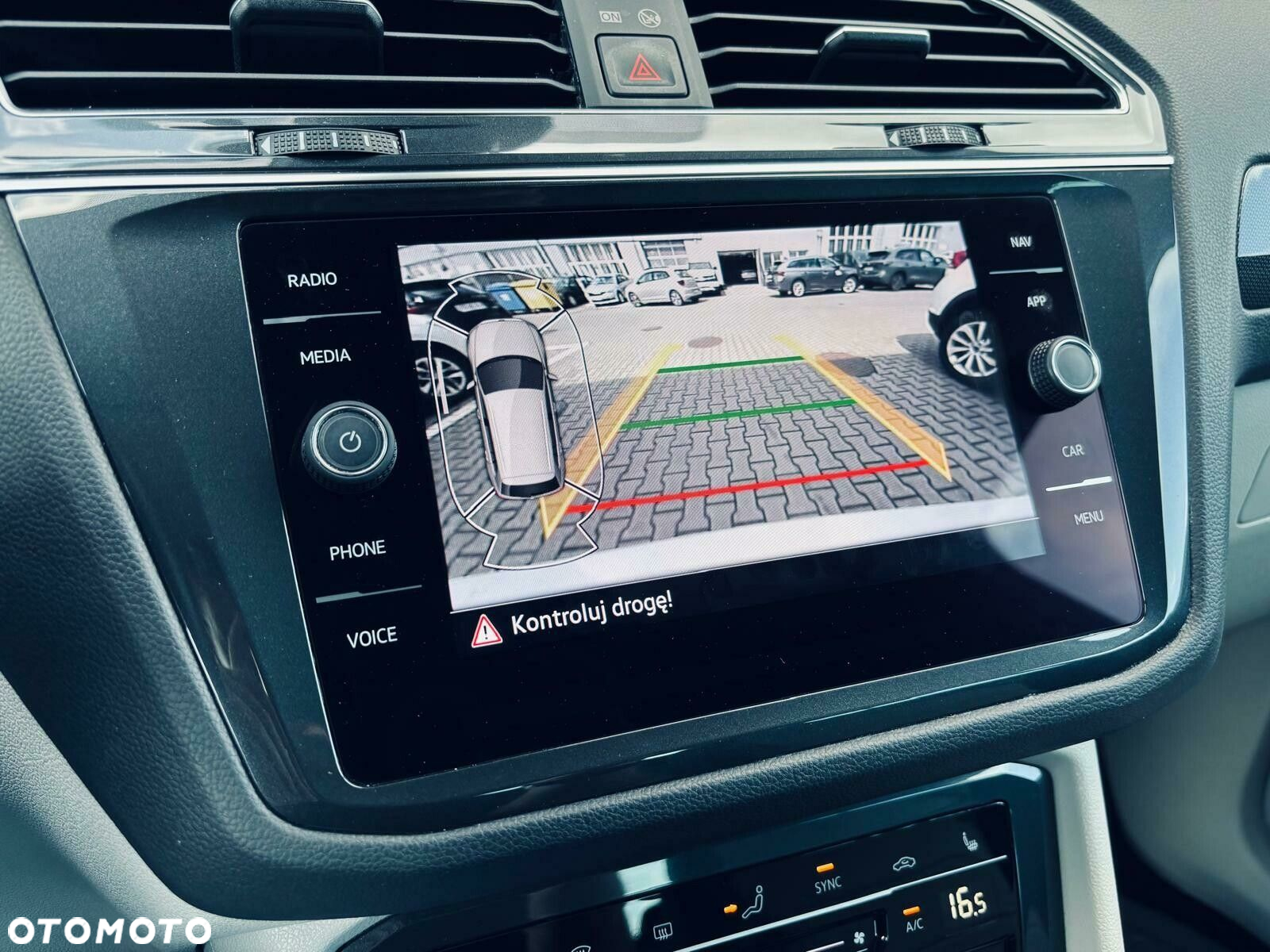 Volkswagen Tiguan 1.5 TSI EVO Elegance DSG - 30