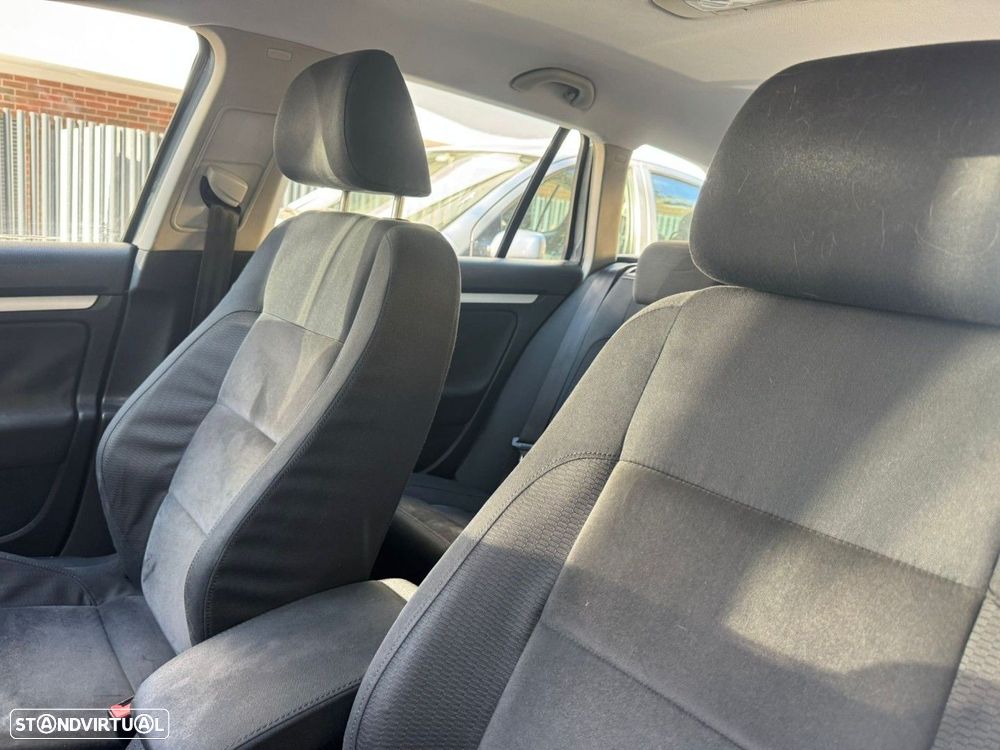 VW Golf Variant 1.6 TDi Highline - 15