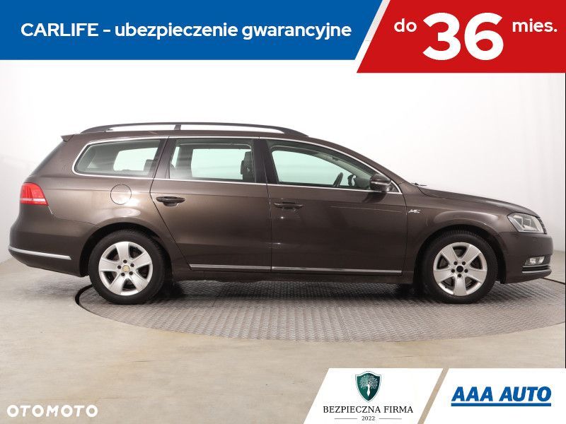 Volkswagen Passat Variant - 8