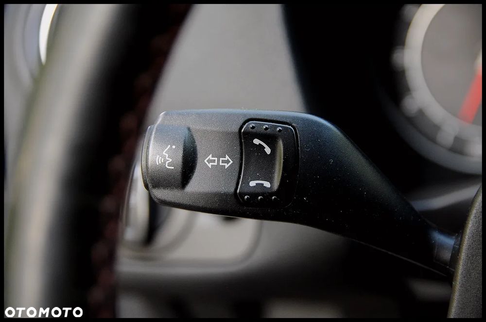 Ford Mondeo 2.0 TDCi Titanium S - 30