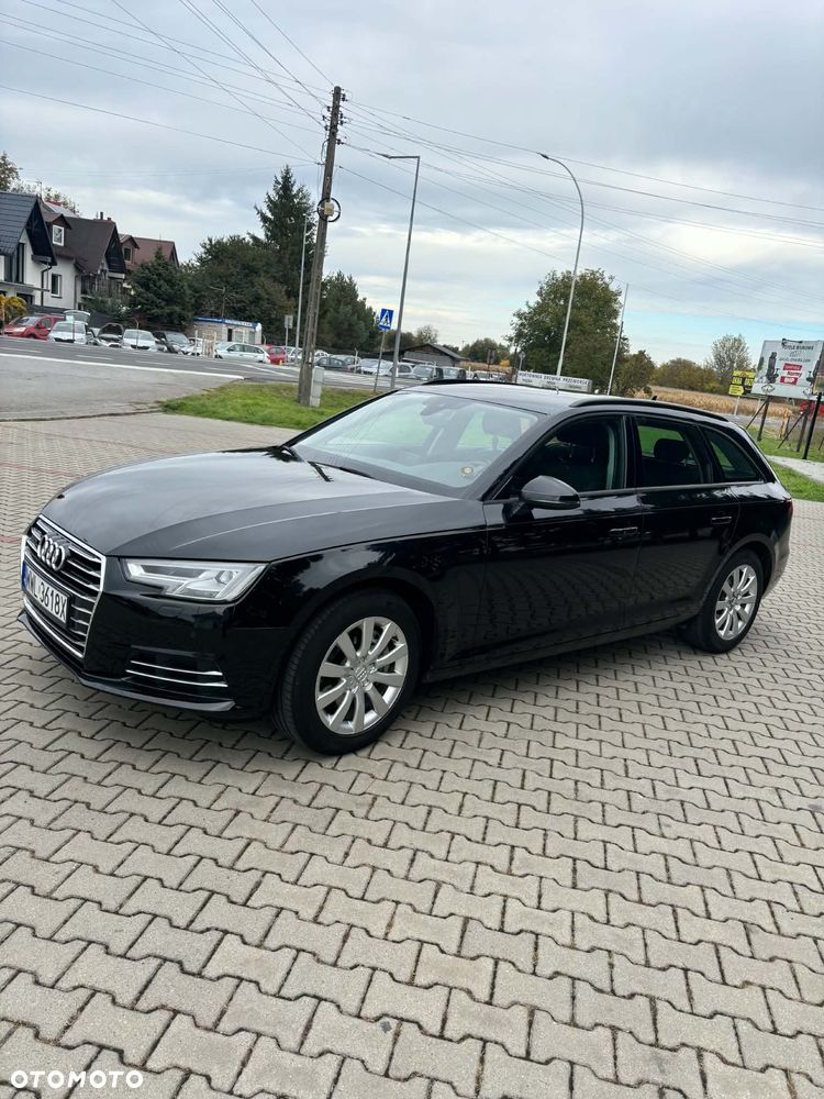 Audi A4 Avant - 1