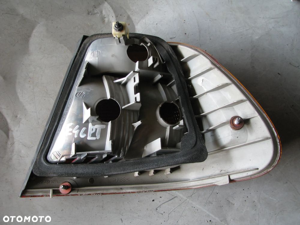 LAMPA LEWY TYŁ BMW E46 SEDAN 8364921 W BŁOTNIK - 2
