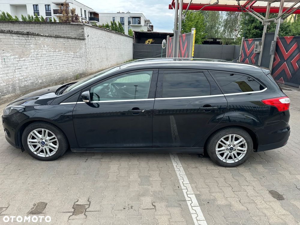 Ford Focus 1.0 EcoBoost Titanium - 4