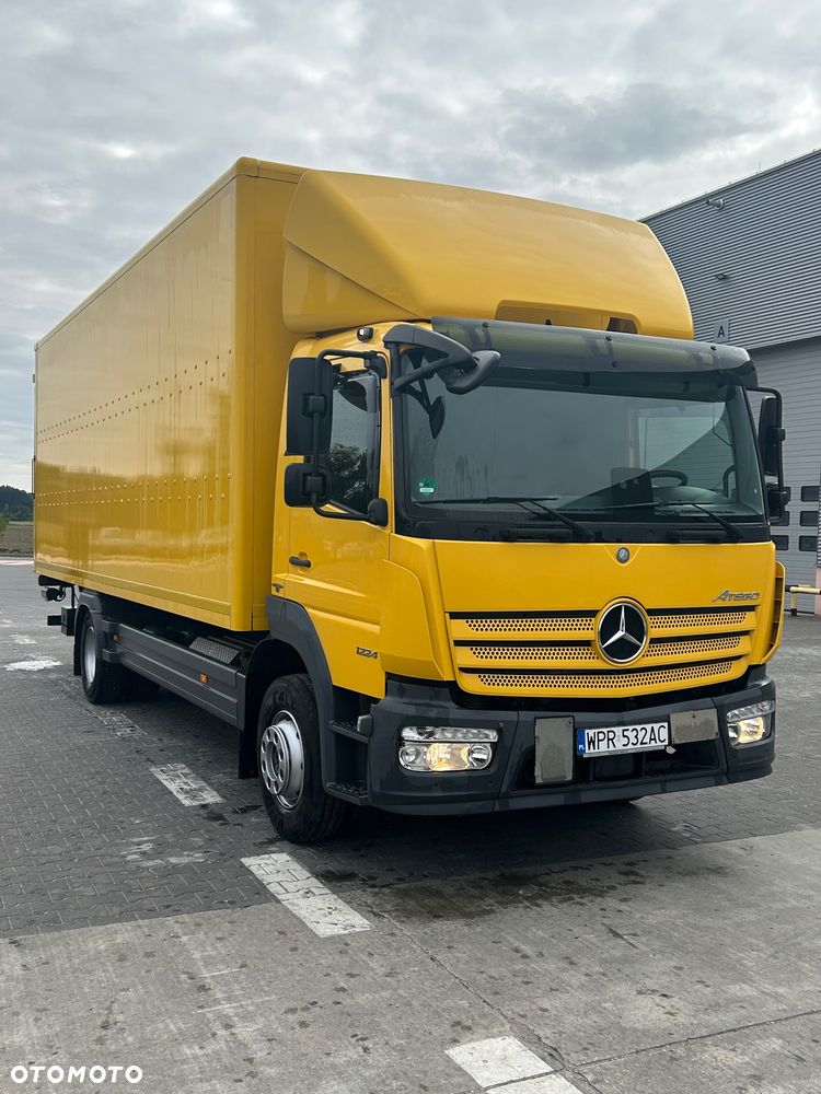 Mercedes-Benz ATEGO 1224 dł.7,30 wys.2,45 szer.2,49 /18 EURO PALET - 2