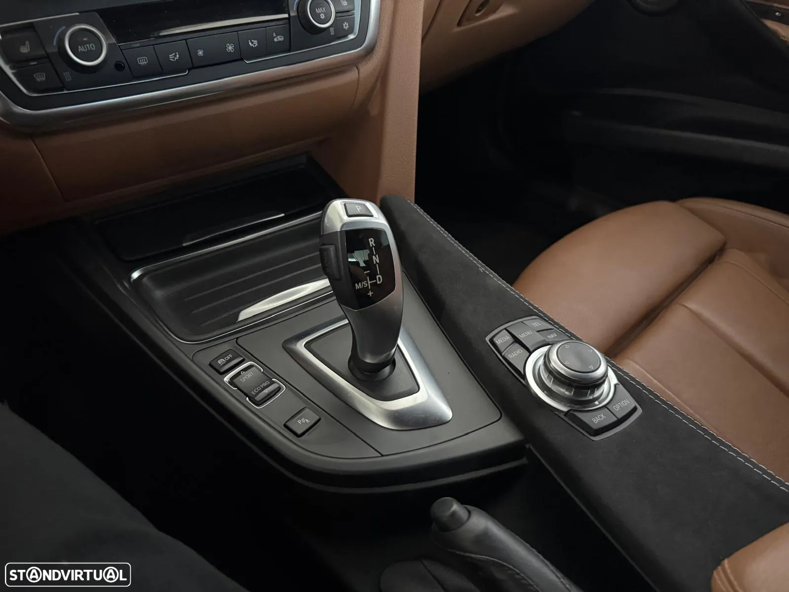 BMW 328 i Auto Pack M - 22