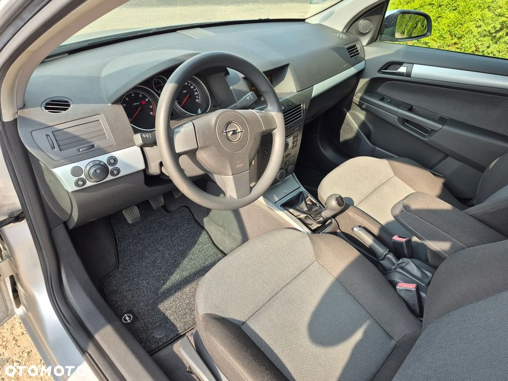 Opel Astra - 8