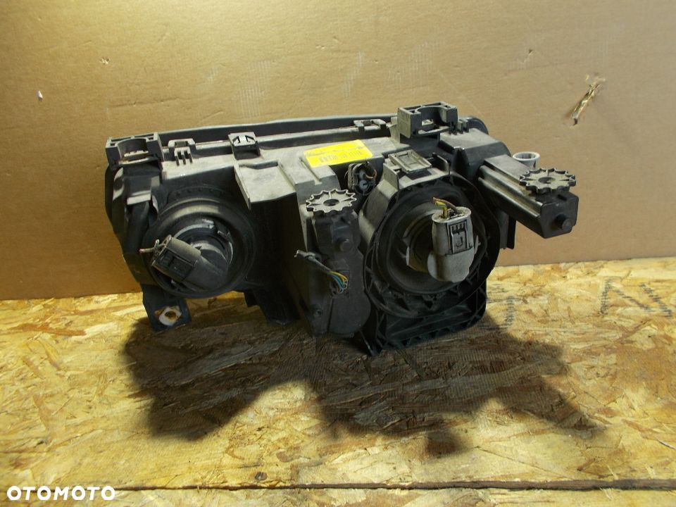 BMW E46 COMPACT LAMPA PRZÓD PRZEDNIA PRAWA - 4