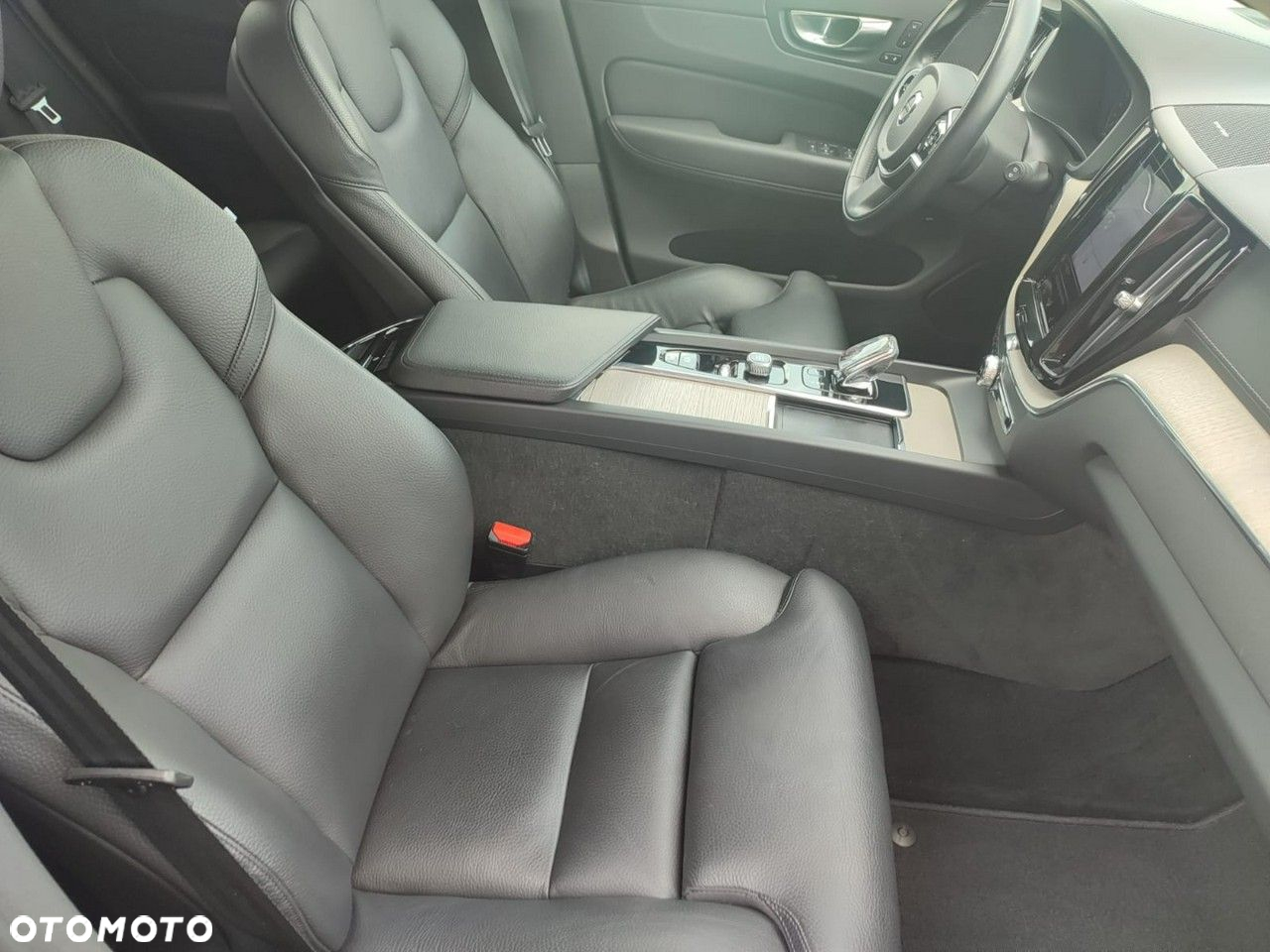 Volvo XC 60 - 26