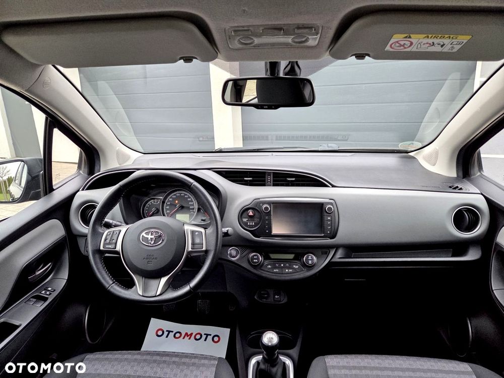 Toyota Yaris - 30