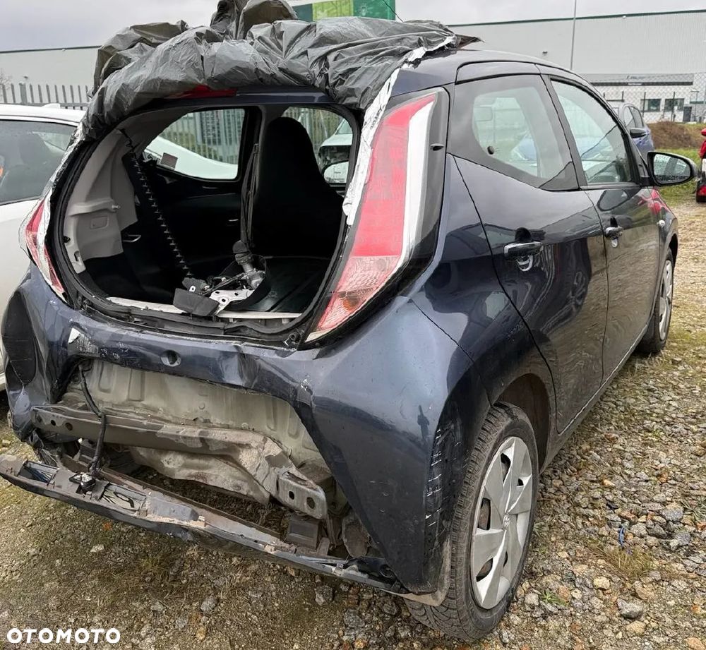 Toyota Aygo - 13