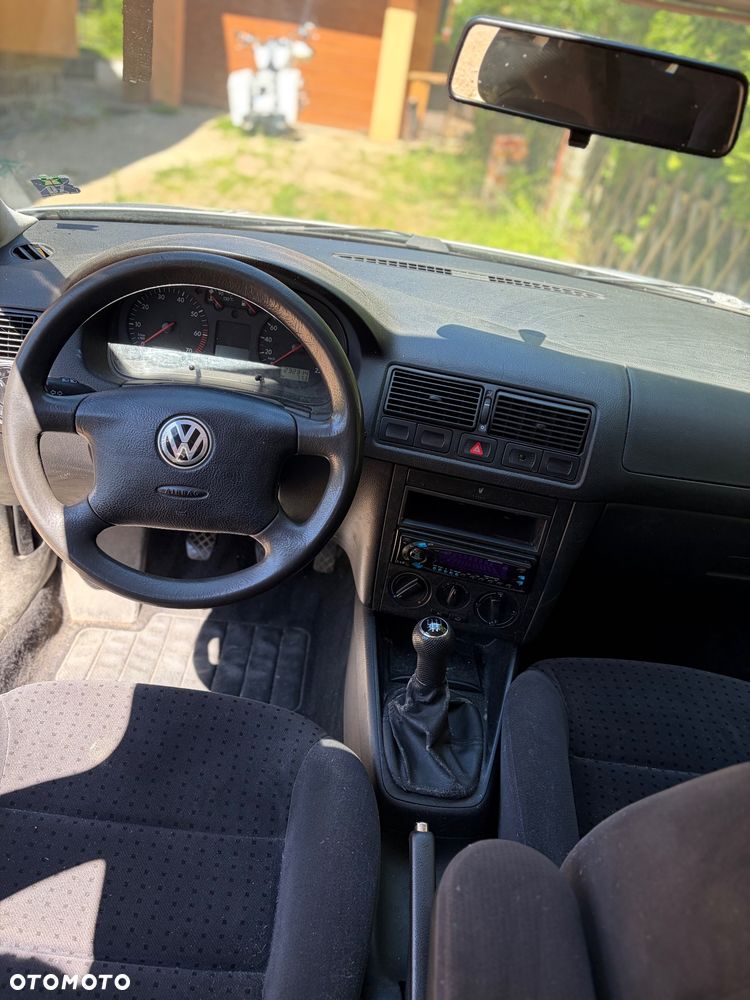 Volkswagen Golf 1.4 Basis - 6