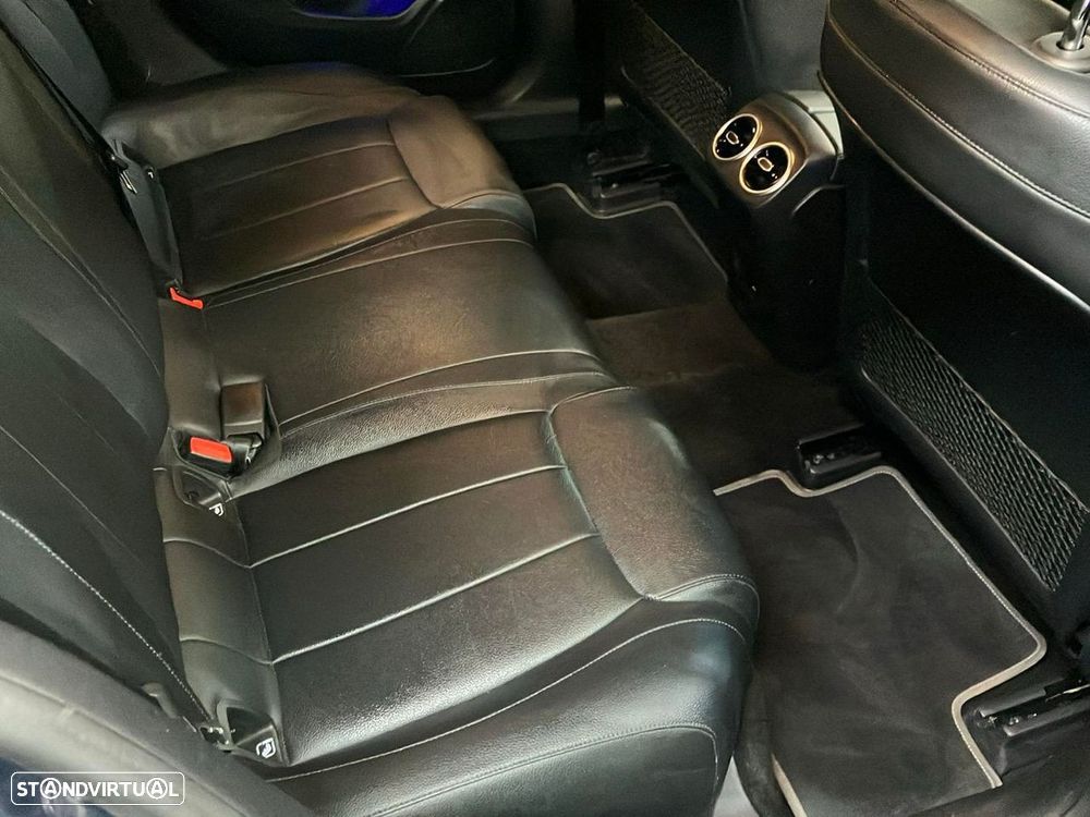 Mercedes-Benz A 250 - 18