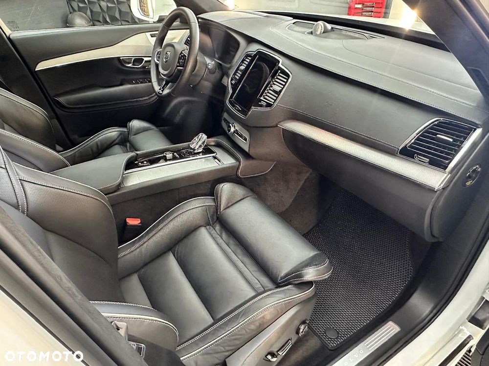 Volvo XC 90 B5 D AWD Geartronic Inscription - 20