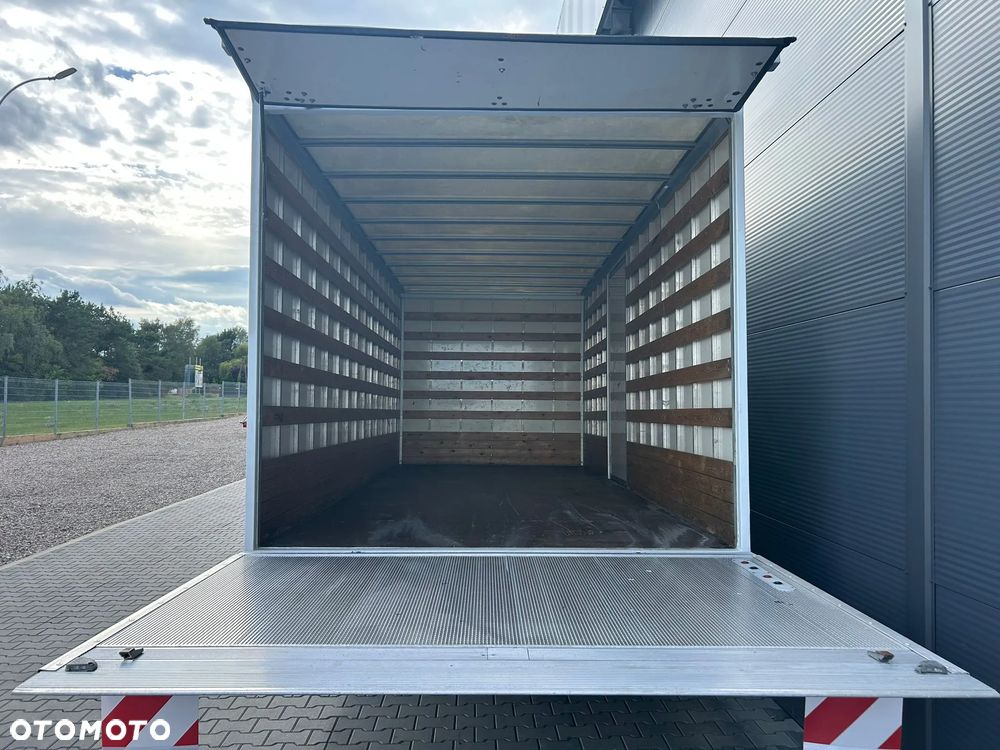 Iveco Daily 50C16 35C16 3.0 HPI Kontener 10 palet + winda 750kg + drzwi boczne **KLIMA**Serwis**Sprowadzony**2021R** - 9