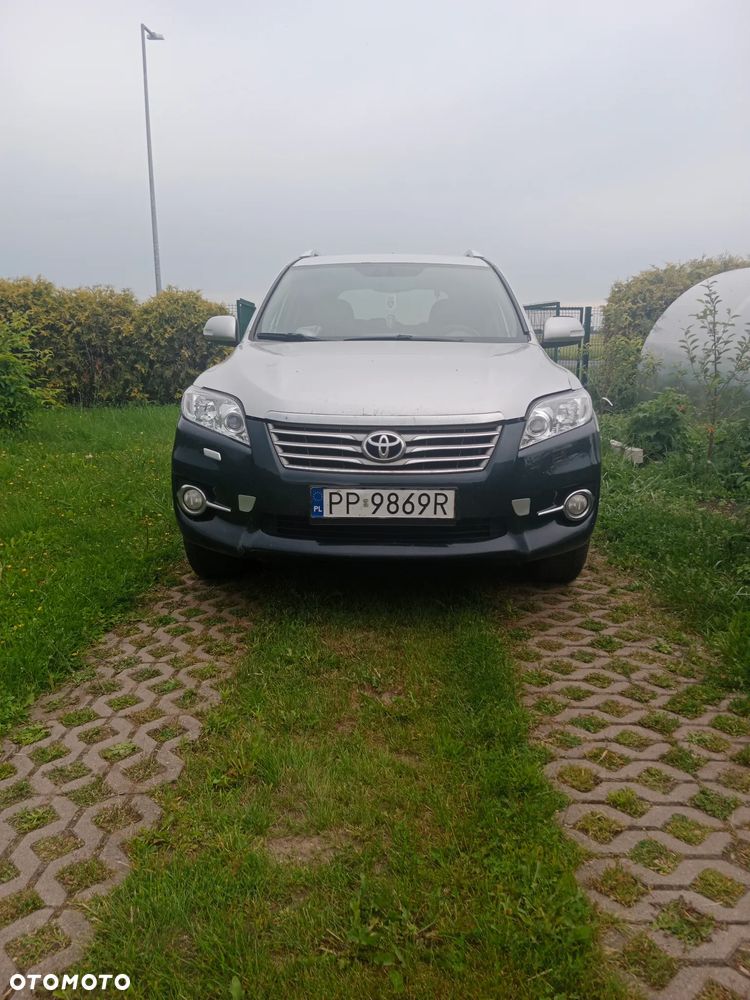 Toyota RAV4 2.2 D-CAT Sol 180 - 1